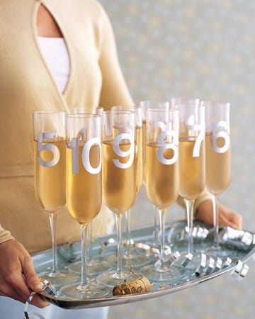 Stemware, Glass, Drink, Drinkware, Liquid, Barware, Alcoholic beverage, Serveware, Tableware, Alcohol, 