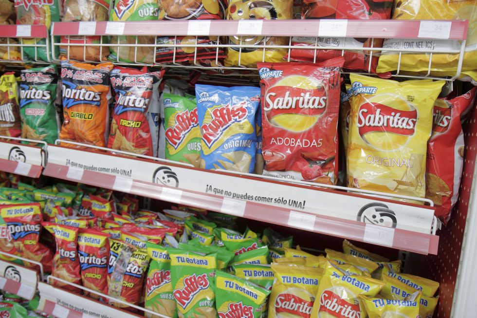 12 Things You Need To Know Before Eating Another Bag of Lay's