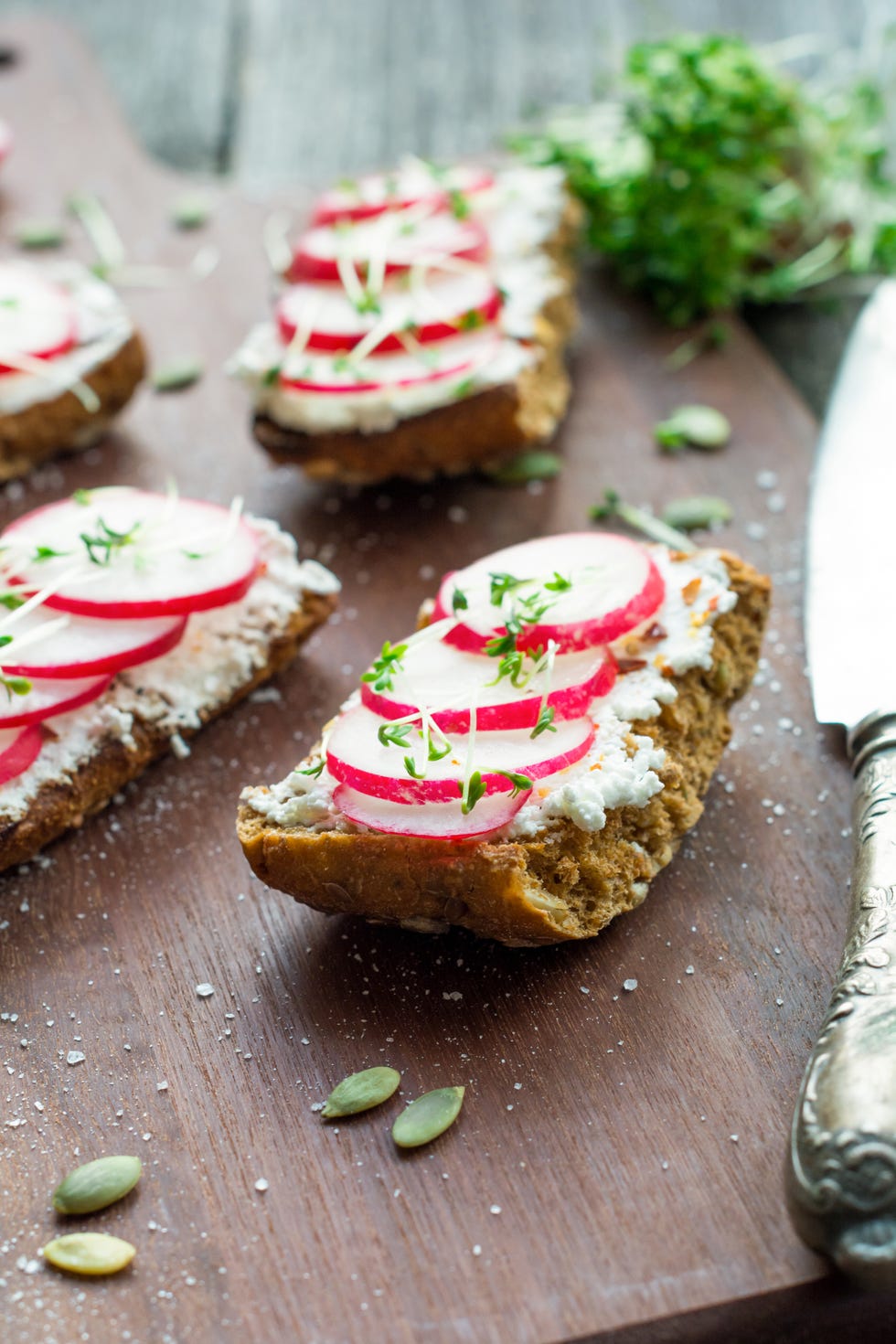 Cuisine, Food, Finger food, Ingredient, Dishware, Canapé, Dessert, Dish, Kitchen utensil, Recipe, 