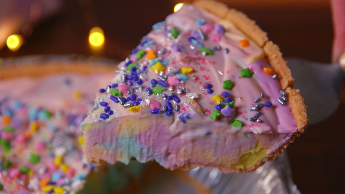 preview for This Unicorn Cheesecake Tastes Just As Magical As It Looks!