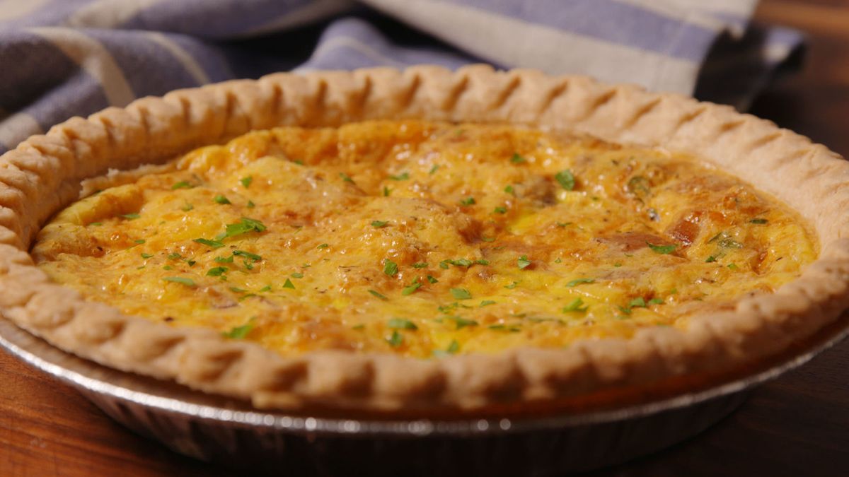 Easy Quiche Recipe with Bacon and Cheese Best Homemade Breakfast