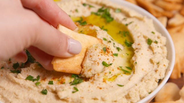 cauliflower hummus