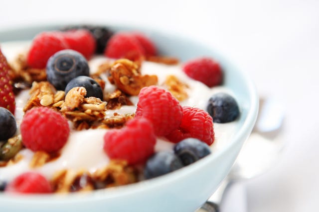 Food, Fruit, Cuisine, Produce, Ingredient, Berry, Frutti di bosco, Breakfast, Breakfast cereal, Tableware, Food, Fruit, Cuisine, Produce, Ingredient, Berry, Frutti di bosco, Breakfast, Breakfast cereal, Tableware,