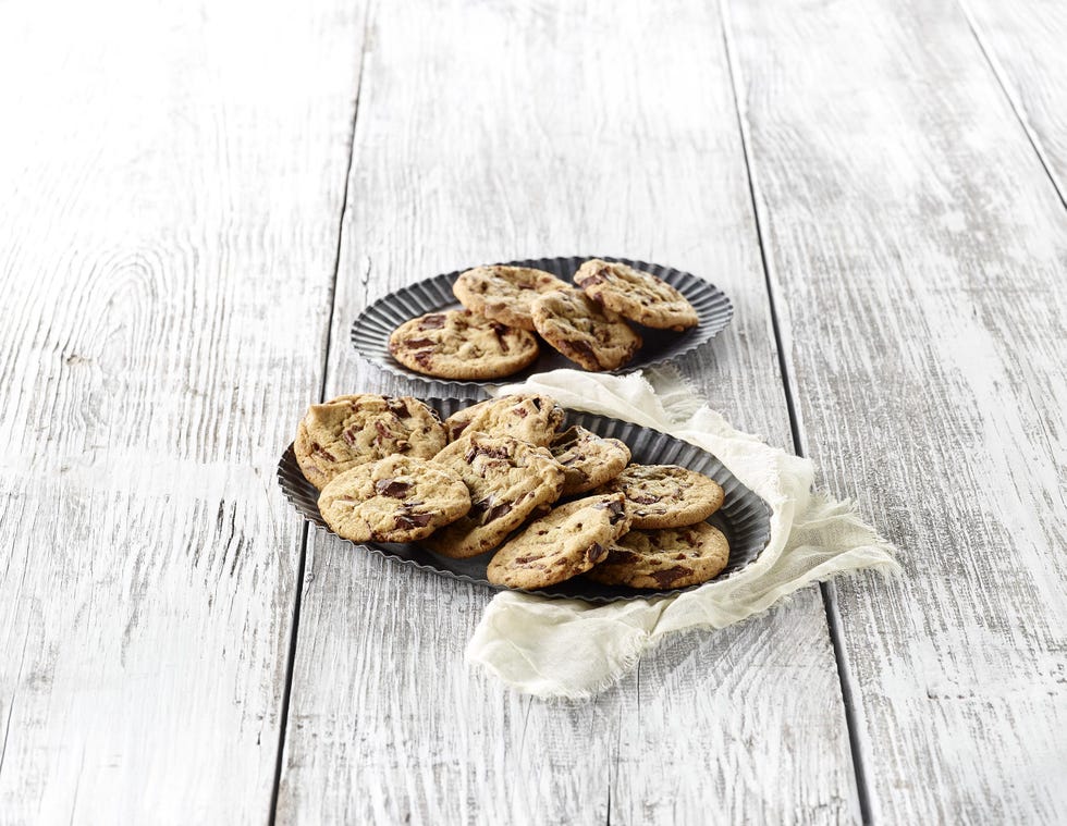 Finger food, Food, Cookies and crackers, Cookie, Baked goods, Ingredient, Snack, Baking, Cooking, Biscuit, 