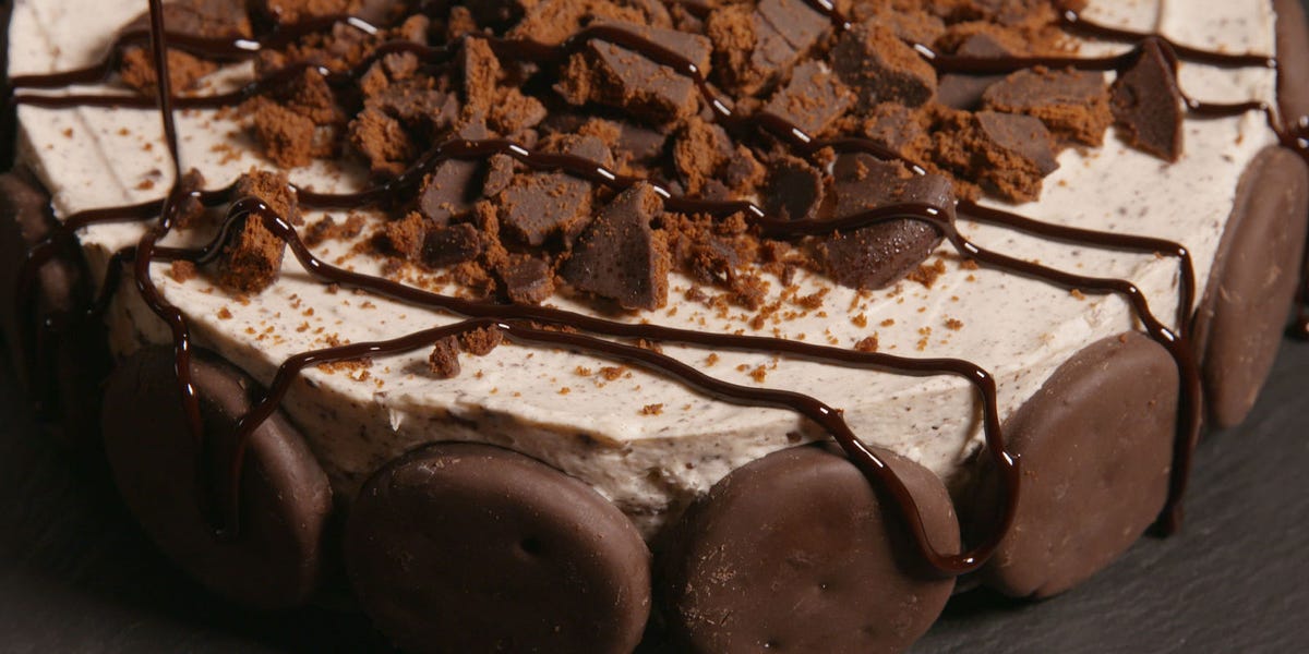 Thin Mint Cheesecake
