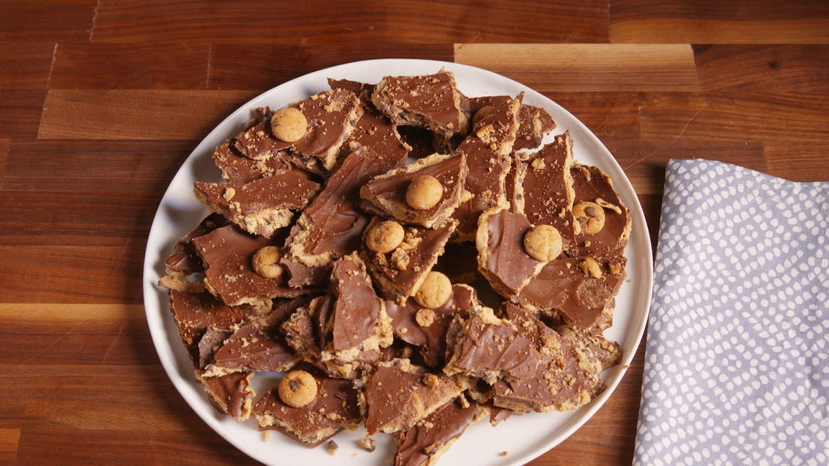 Video player poster image preview for This Cookie Dough Bark Fixes The Biggest Problem With Cookie Dough!
