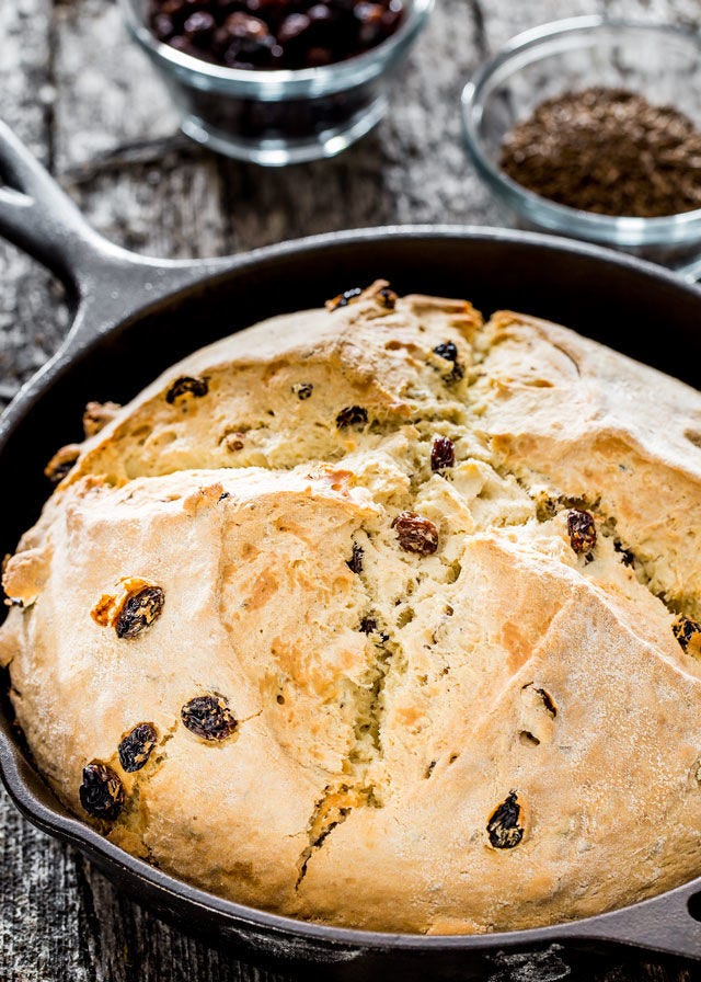 Dish, Food, Cuisine, Soda bread, Ingredient, Raisin, Lardy cake, Bread, Dessert, Damper, 