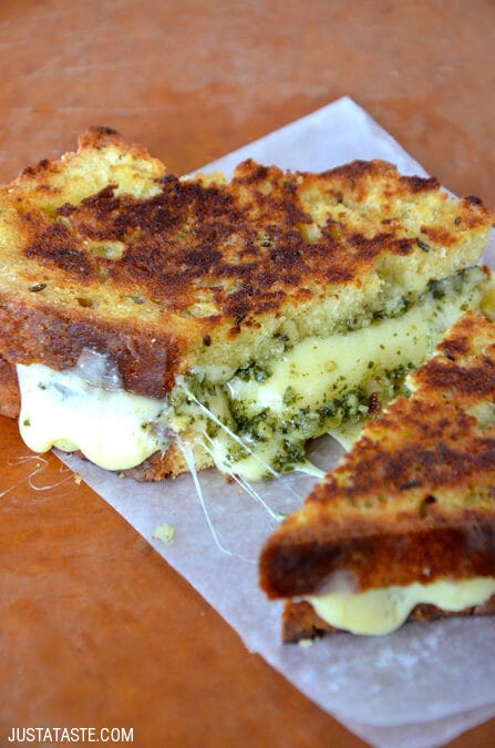 Dish, Food, Cuisine, Ingredient, Baked goods, Produce, Finger food, Staple food, Vegetarian food, Recipe, 