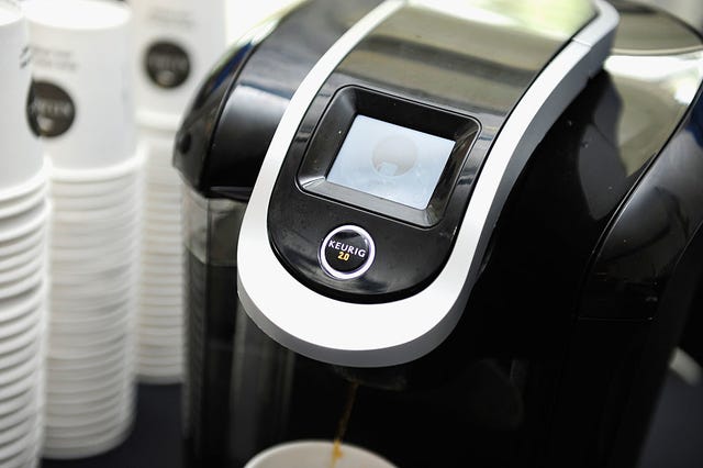 Product, Luxury vehicle, Machine, Personal luxury car, Silver, Trademark, Brand, Security, 