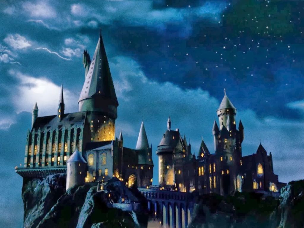 This Warner Bros. Hogwarts After Dark Dinner Sounds Like A Harry