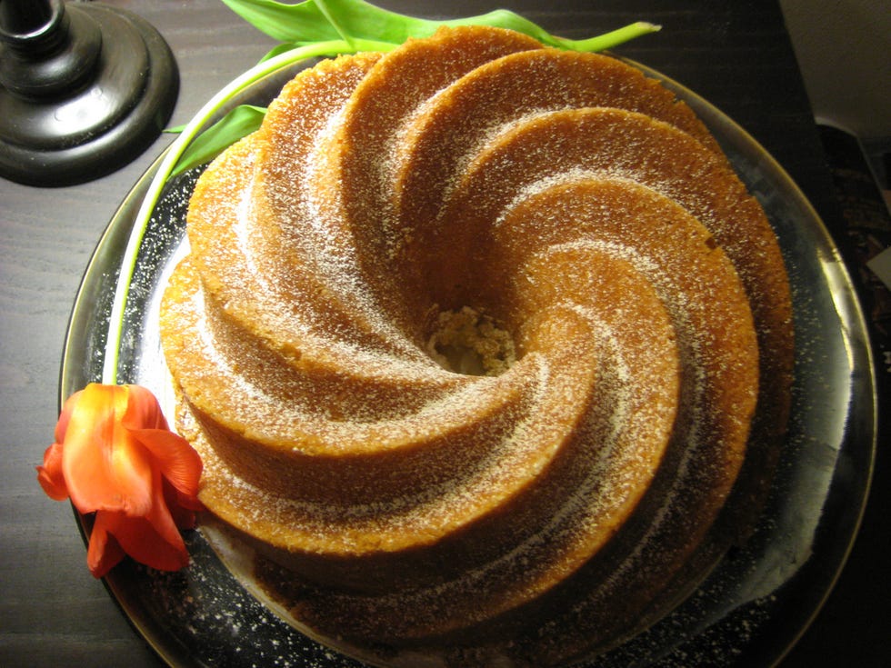 Food, Cuisine, Plate, Dish, Dishware, Sweetness, Baked goods, Ingredient, Input device, Serveware, 