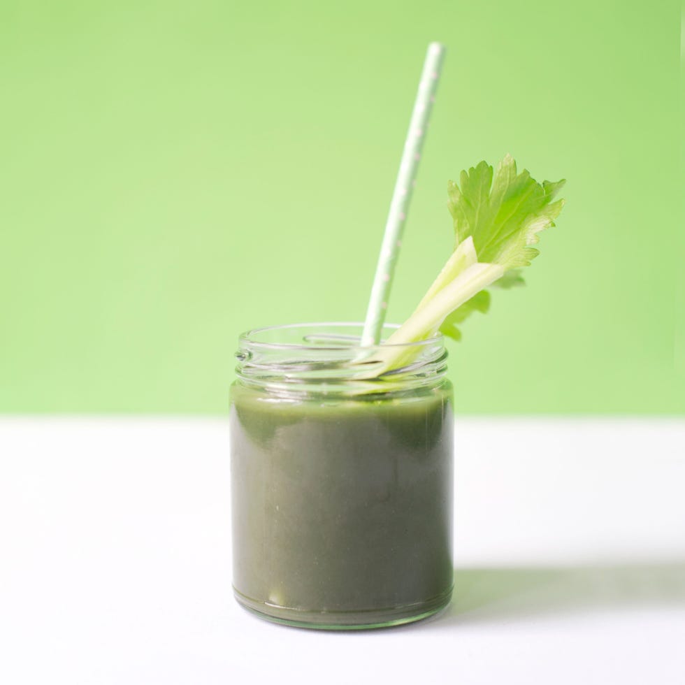 Green, Liquid, Leaf, Ingredient, Vegetable juice, Juice, Smoothie, Aojiru, Produce, Annual plant, 