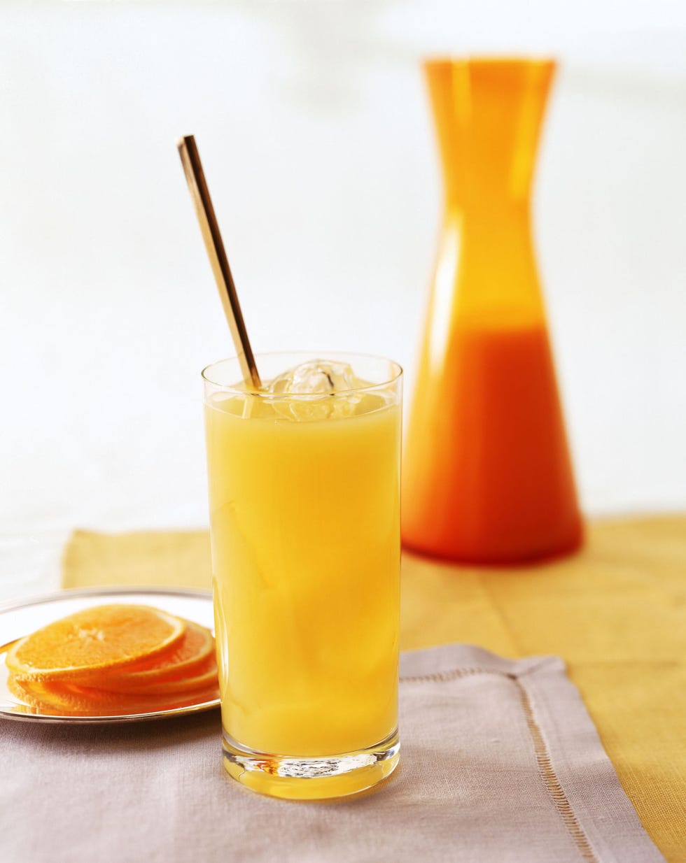 Yellow, Liquid, Drink, Ingredient, Juice, Tableware, Orange, Orange juice, Agua de valencia, Squash, 