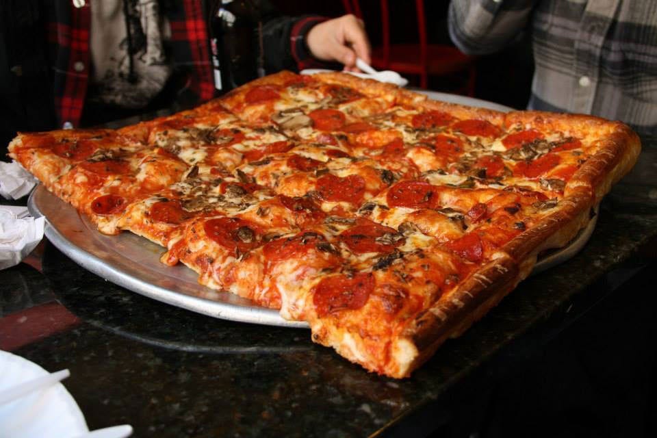 Food, Ingredient, Baked goods, Cuisine, Pizza, Dish, Recipe, Pizza cheese, Fast food, Comfort food, 