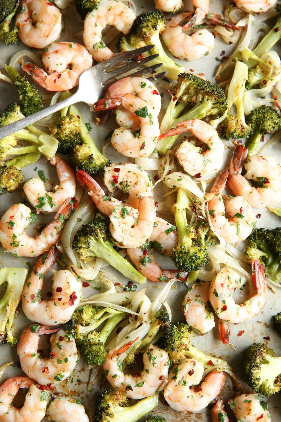 sheet pan garlic shrimp and veggies