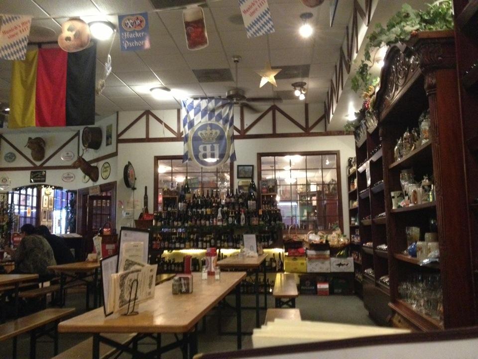 Building, Interior design, Retail, Bar, Restaurant, Tavern, Outlet store, 