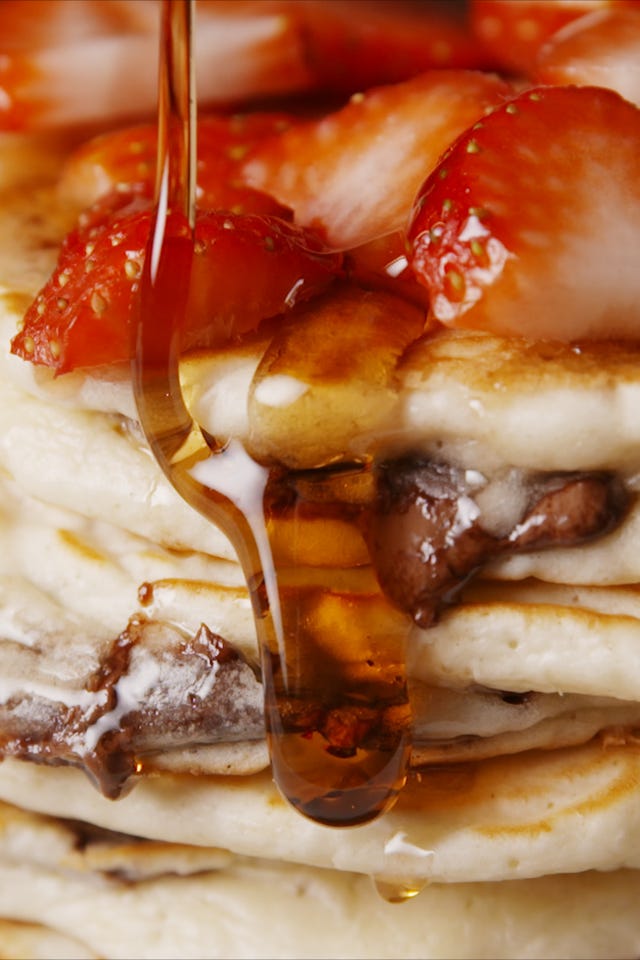 Nutella Stuffed Pancakes