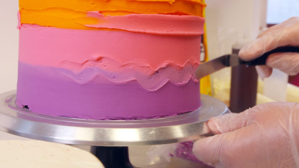 Delish-Dunkin-Donuts-Cake-02