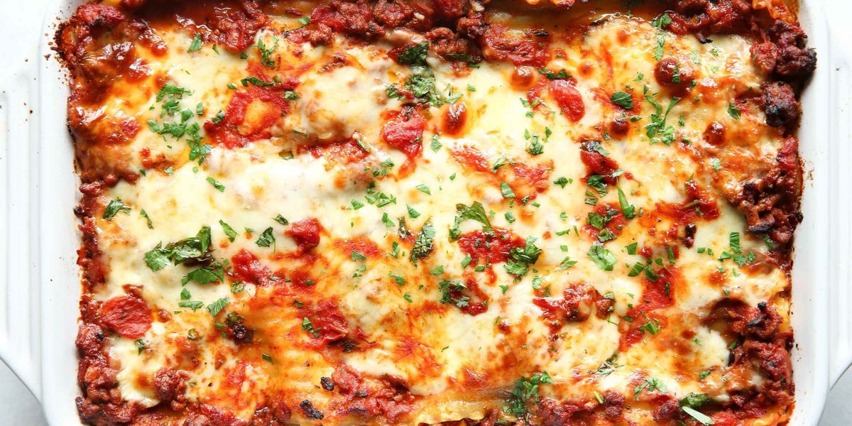Easy Classic Lasagna Recipe - How To Make Traditional Lasagna—Delish.com