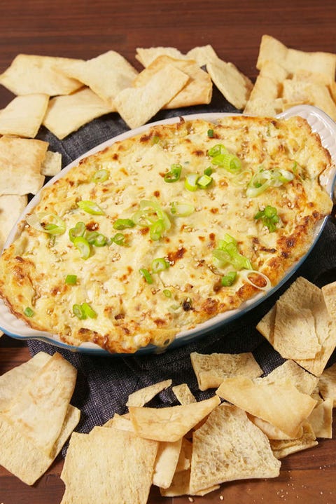 Best Crab Rangoon Dip - How to Make Crab Rangoon Dip