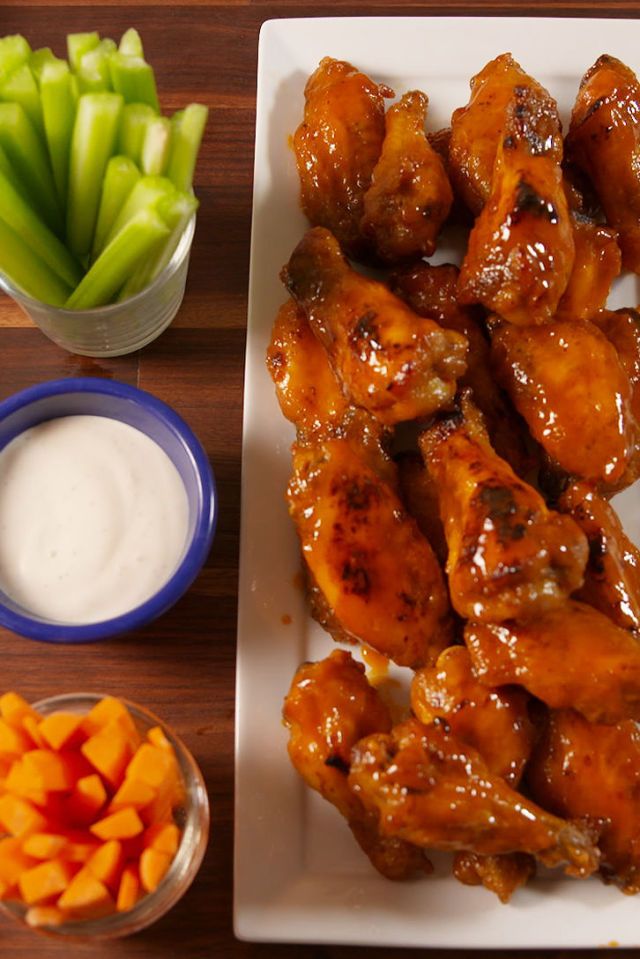 40+ Easy Chicken Wing Recipes - Best Super Bowl Wings - Delish.com