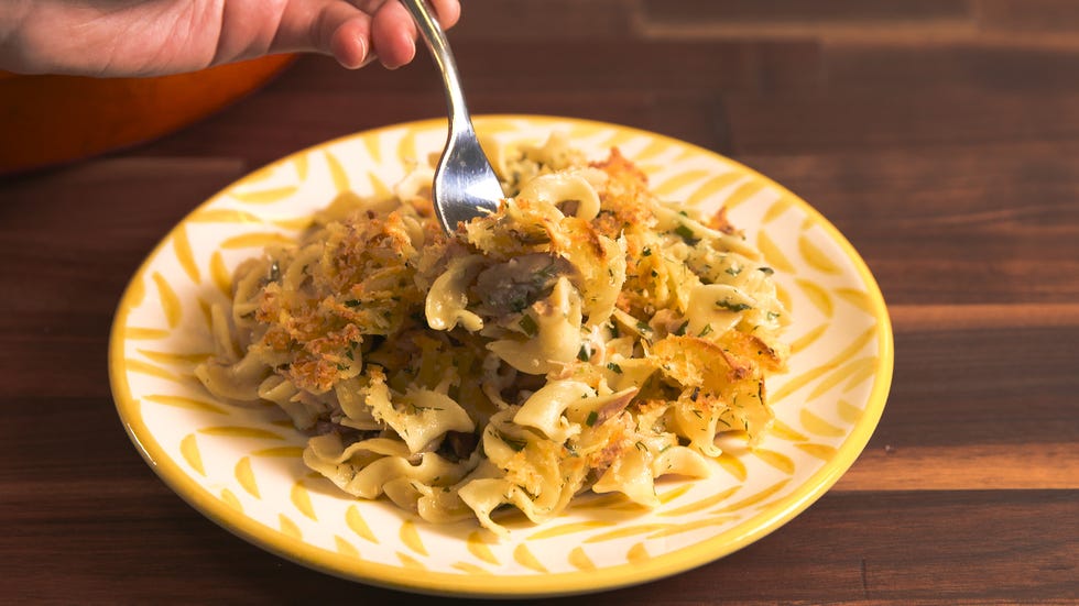 Pasta, Food, Cuisine, Tableware, Recipe, Dishware, Kitchen utensil, Dish, Ingredient, Cutlery, 