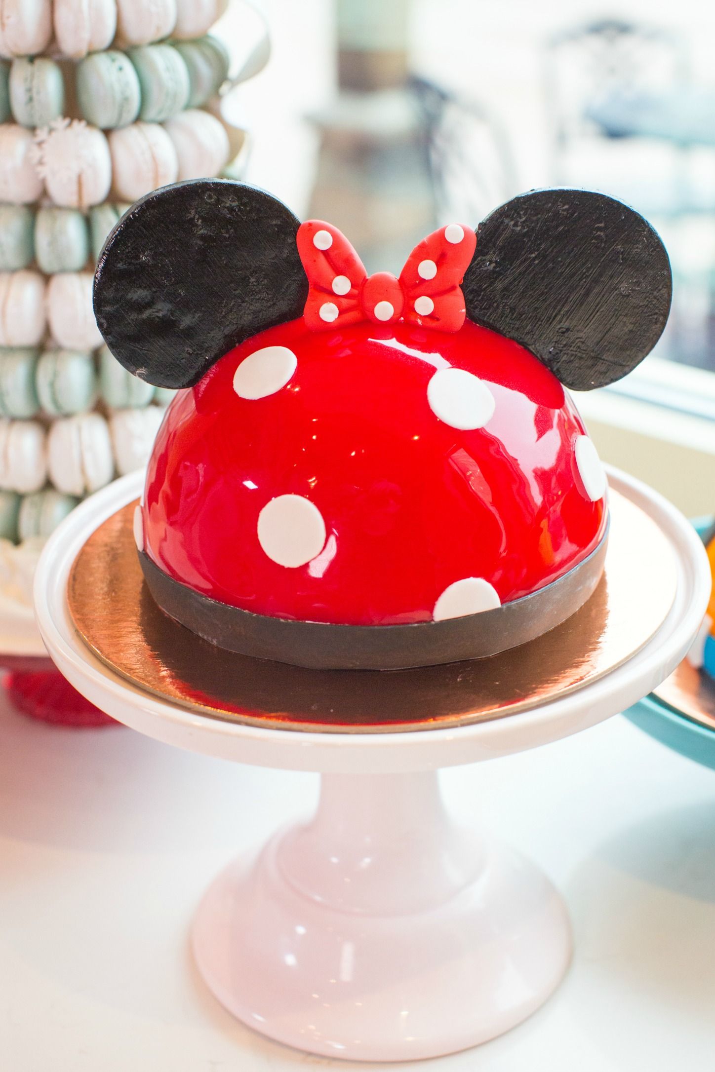 Fondant Minnie Bow and Ears | Easy and Simple | Disney Minnie Mouse Cake -  YouTube