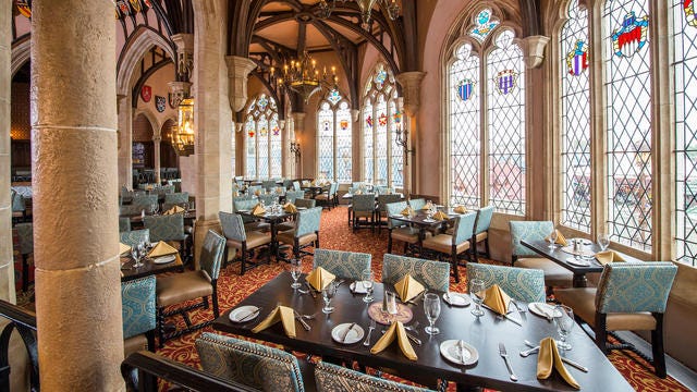 cinderella royal table
