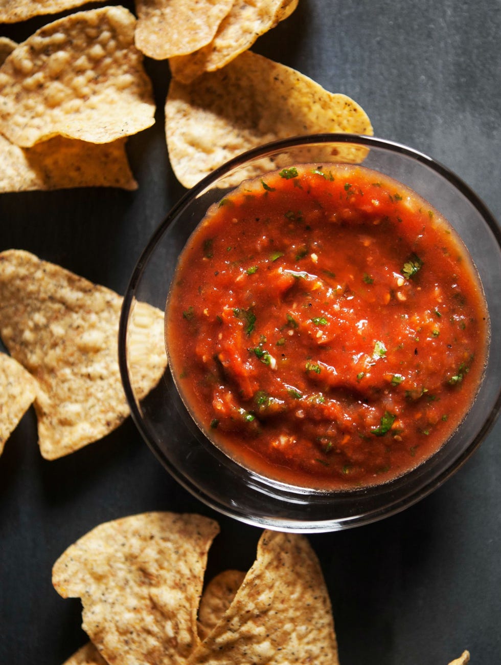 fresh tomato salsa vertical