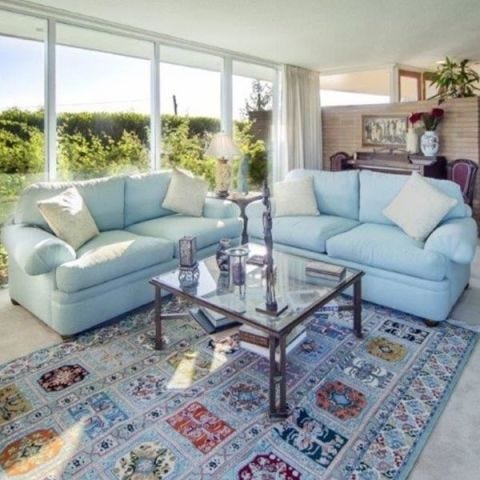 Blue, Room, Interior design, Floor, Living room, Property, Home, Furniture, Table, Wall, 