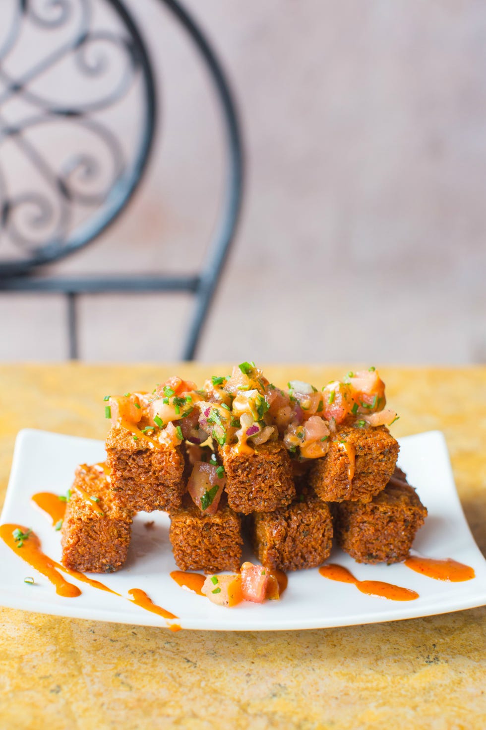 delish-disney-epcot-morocco-hummus-fries