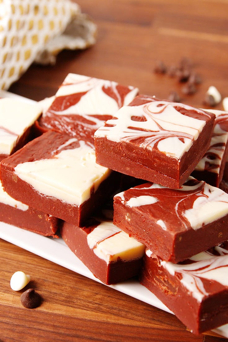 Red Velvet Swirl Fudge Vertical