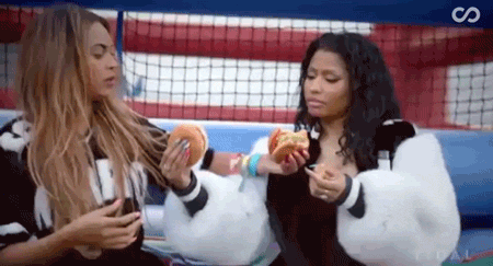 delish-beyonce-nicki-burgers