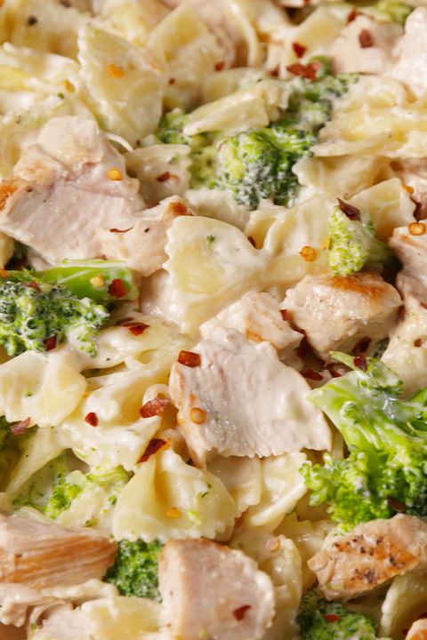 chicken broccoli pasta vertical