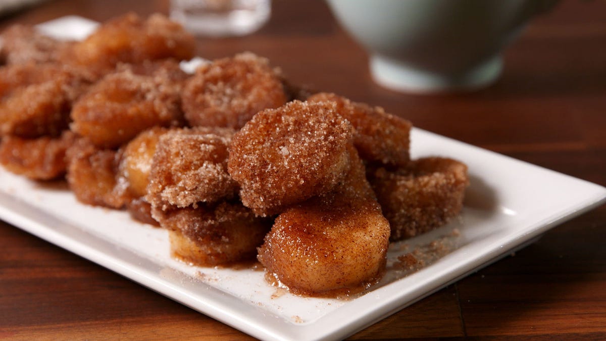 Video player poster image preview for These Churro Banana Bites are the Best Way to Trick Yourself into Eating Fruit!