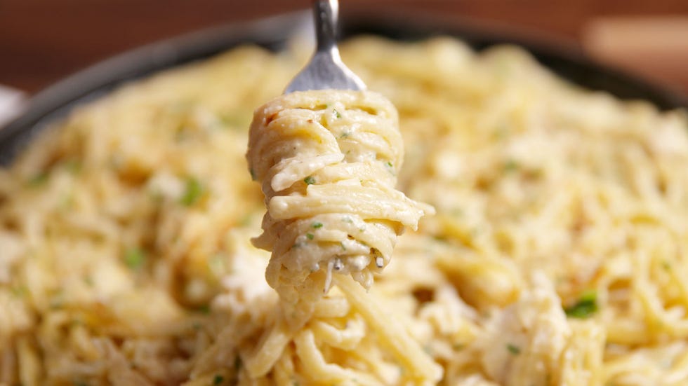 Best Crab Alfredo Recipe - How to Make Crab Alfredo