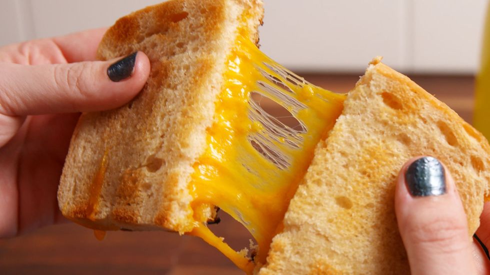 This Toaster Makes The Best Grilled Cheese In Two Minutes Flat