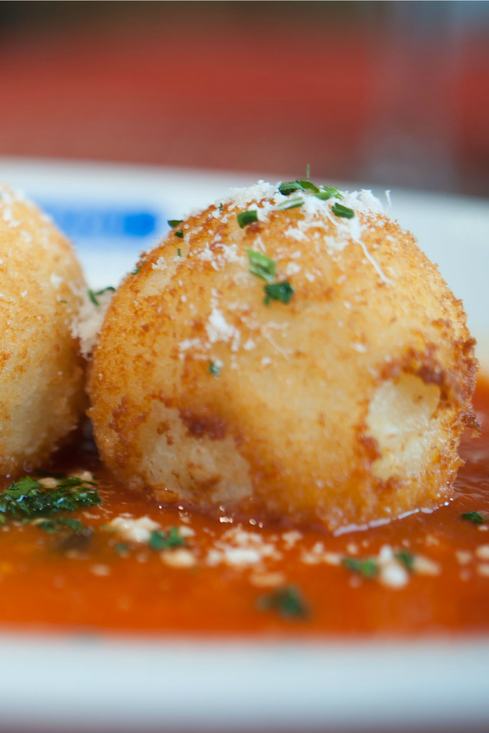 delish-via-napoli-arancini