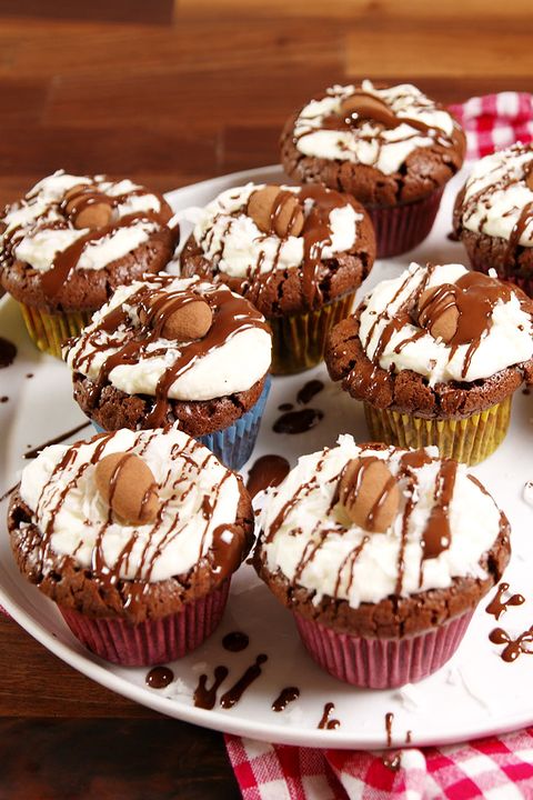 almond joy cupcakes