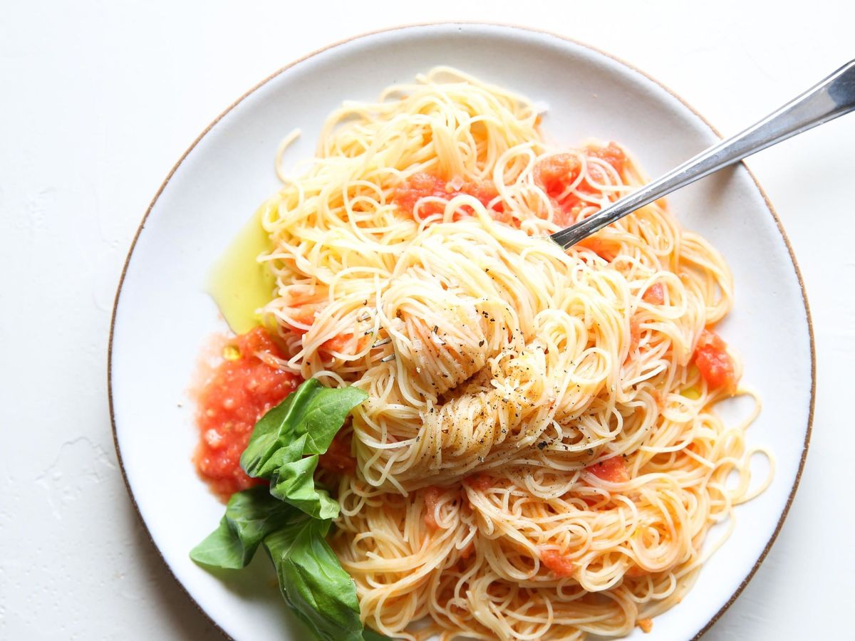 Best Angel Hair Pasta Pomodoro Recipe—How To Make Pasta Pomodoro