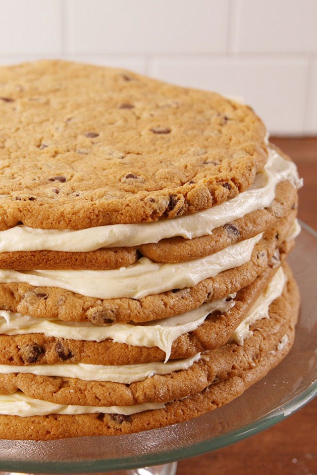 chocolate chip cookie cake