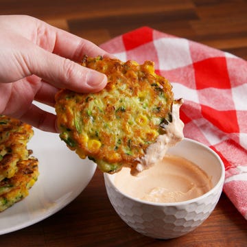 Food, Cuisine, Serveware, Ingredient, Dish, Fried food, Tableware, Recipe, Dishware, Finger food, 