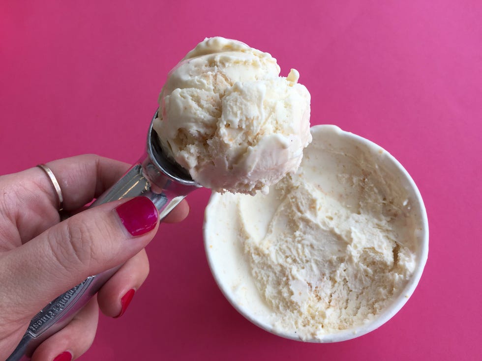 Food, Dondurma, Ice cream, Dish, Cuisine, Gelato, Frozen dessert, Ingredient, Vanilla ice cream, Cream, 