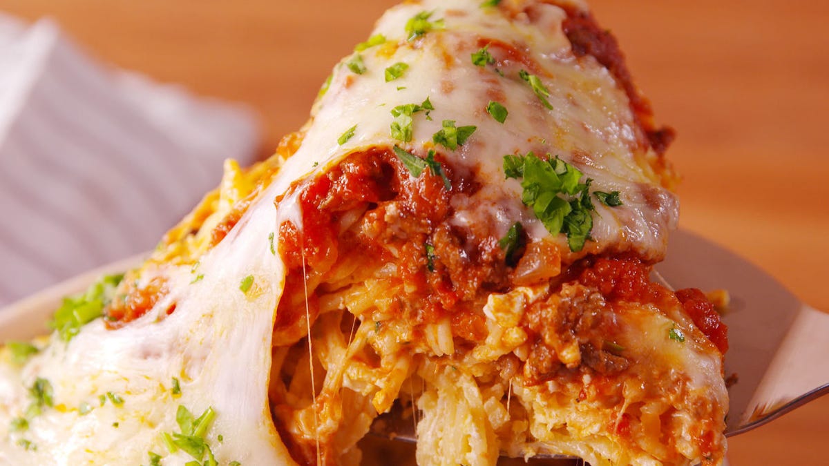 preview for Cheese Lovers, This Million Dollar Spaghetti Will Make Your Life Rich