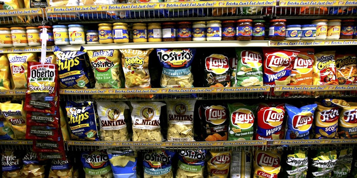 Junk Food Packages Are The Reason You Can't Stop Snacking