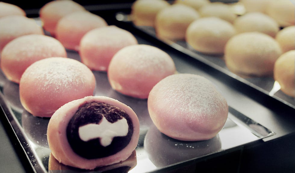 Food, Daifuku, Cuisine, Hoppang, Rice cake, Sweetness, Mochi, Dish, Dessert, Tteok, 