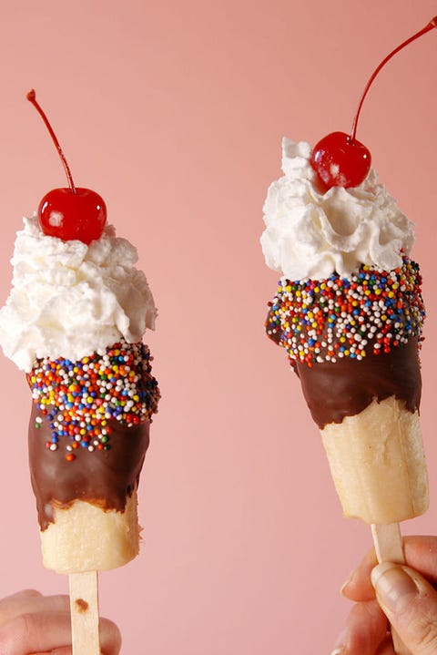 K'Mich Weddings - wedding planning - dessert ideas -Banana Split Pops - delsih.com