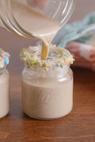 How To Make Lucky Charms Shots Lucky Charms Shots Video Delish Com