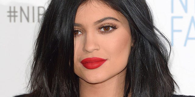 kylie jenner headshot