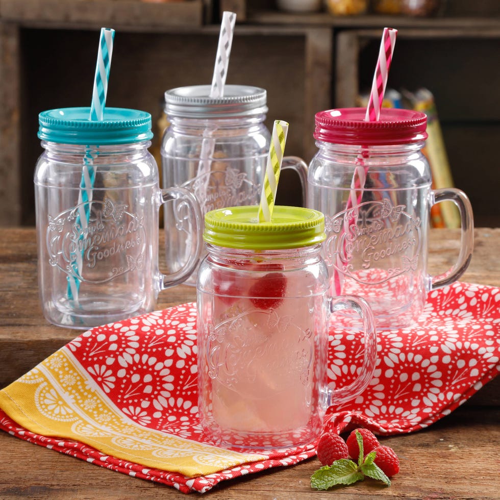 Mason jar, Drinkware, Food storage containers, Drinking straw, Tableware, Food, Straw, Drink, Home accessories, Glass, 